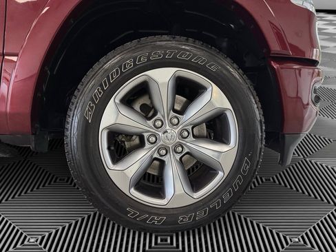Used 2024 RAM 1500 Limited AWD/4WD image 10