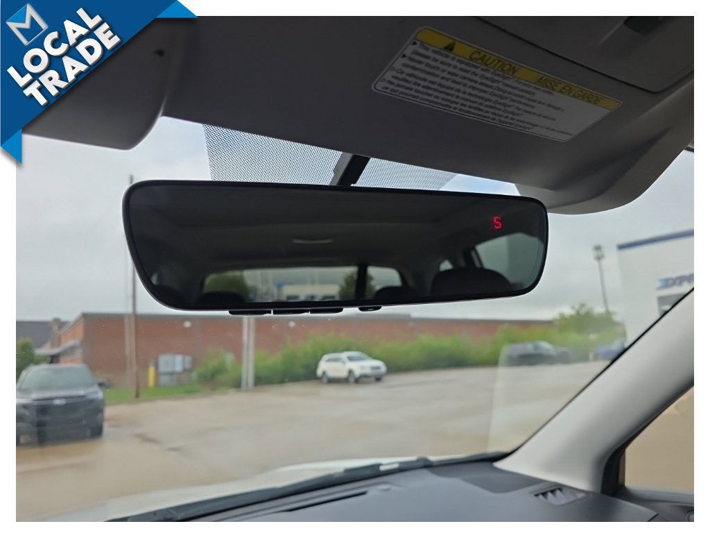 Used 2018 Subaru Forester 2.5i Touring AWD/4WD image 18