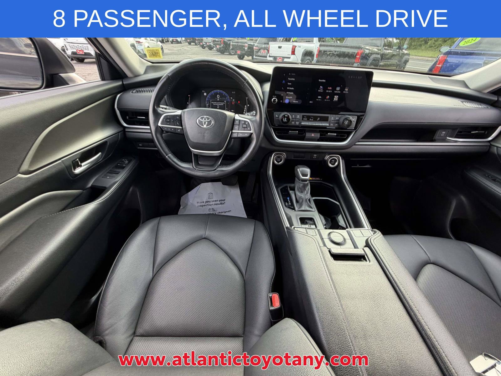 Used 2024 Toyota Grand Highlander AWD image 9