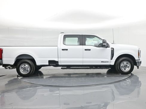 New 2026 Ford F350 XL w/ XL Chrome Package image 28