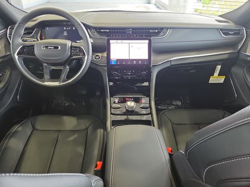 New 2025 Jeep Grand Cherokee Overland w/ Trailer Tow Package image 16