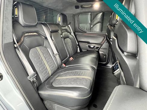 Used 2024 Rivian R1T Adventure Dual AWD/4WD image 15