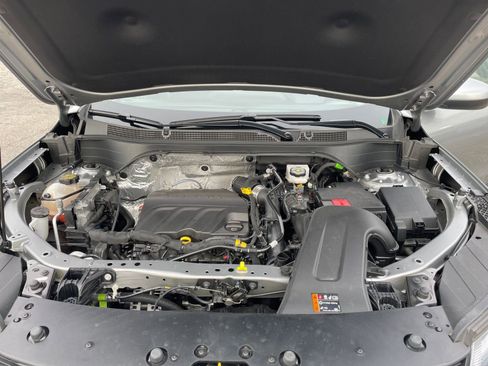 Used 2025 Chevrolet Trax LT image 30