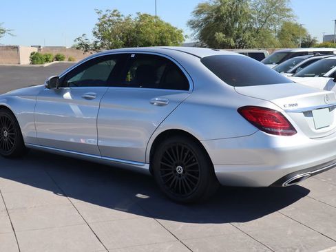 Used 2020 Mercedes-Benz C 300 Sedan image 7
