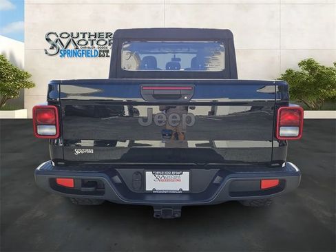 Used 2023 Jeep Gladiator Sport w/ Trailer Tow Package AWD/4WD image 4