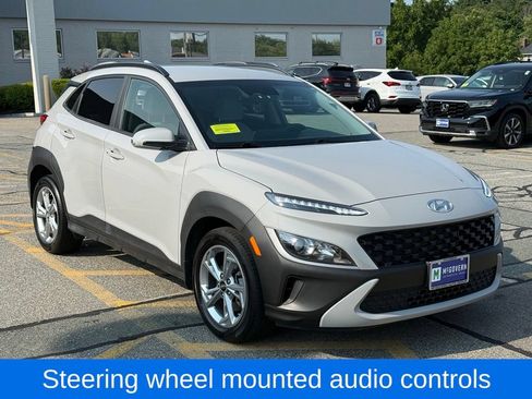 Used 2023 Hyundai Kona SEL AWD/4WD image 8