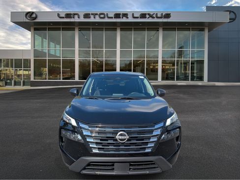 Used 2024 Nissan Rogue S AWD/4WD image 8