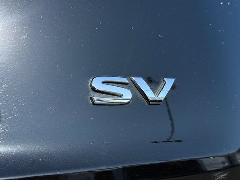 Used 2023 Nissan Rogue SV FWD image 11