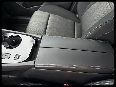 New 2026 Nissan Rogue SV w/ Cold Weather Package FWD image 32