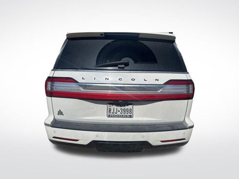 Used 2021 Lincoln Navigator Black Label w/ Cargo Convenience Package AWD/4WD image 7