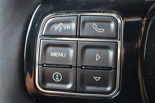 Used 2015 Jeep Wrangler Unlimited Sahara AWD/4WD image 13