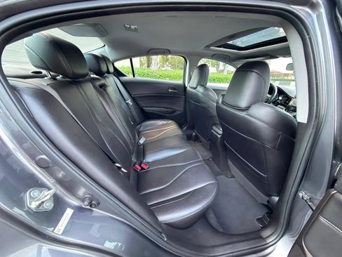 Used 2019 Acura ILX FWD image 12