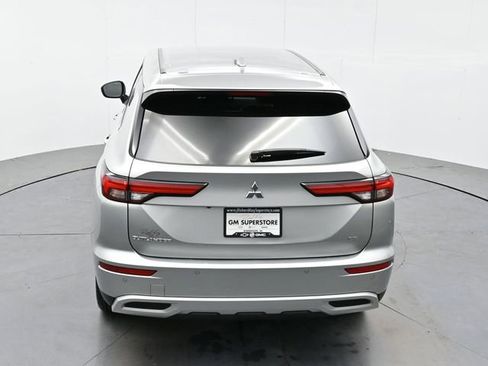 Used 2024 Mitsubishi Outlander SE image 37
