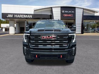 Used 2024 GMC Sierra 2500 AT4 w/ Technology Package AWD/4WD video 2
