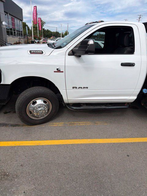 Used 2022 RAM 3500 Tradesman AWD/4WD image 5