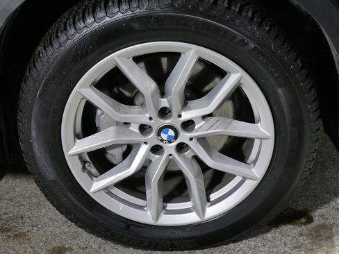 Used 2020 BMW X5 xDrive40i w/ Parking Assistance Package image 15