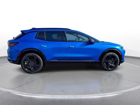 New 2026 Chevrolet Equinox EV RS FWD image 9