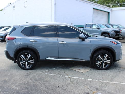 Certified 2023 Nissan Rogue Platinum w/ Platinum Premium Package AWD/4WD image 11