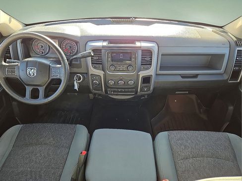 Used 2014 RAM 1500 4x4 Crew Cab w/ Exterior Appearance Group image 16