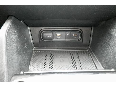 Used 2023 Kia Sportage EX image 46