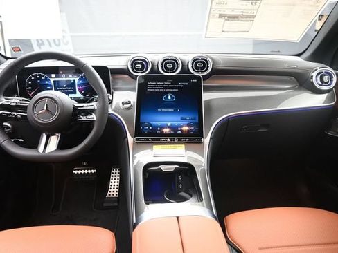 Used 2026 Mercedes-Benz GLC 300 image 9