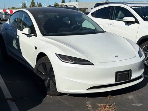 Used 2025 Tesla Model 3 RWD image 3