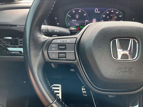 Used 2024 Honda Accord Sport image 18