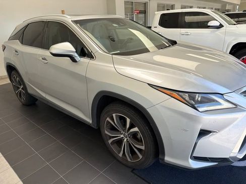Used 2018 Lexus RX 350 FWD w/ Premium Package image 4