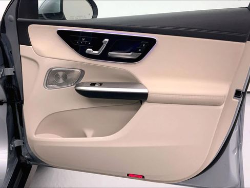 Certified 2023 Mercedes-Benz GLC 300 image 10