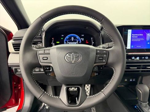 Used 2026 Toyota Camry SE w/ Convenience Package FWD image 25