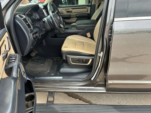 Used 2019 RAM 1500 Limited AWD/4WD image 9