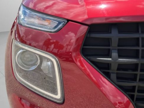 Used 2024 Hyundai Venue SE FWD image 29