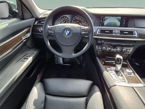 Used 2011 BMW 740i RWD image 12