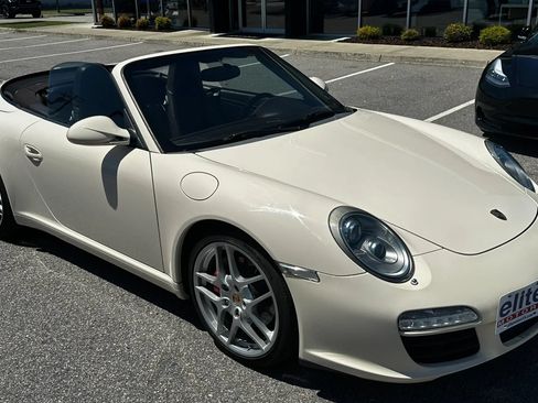 Used 2009 Porsche 911 Carrera S RWD image 21