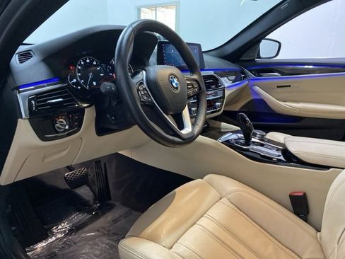 Used 2019 BMW 540i image 16