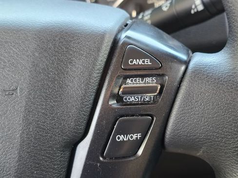 Certified 2022 Nissan Frontier SV AWD/4WD image 22