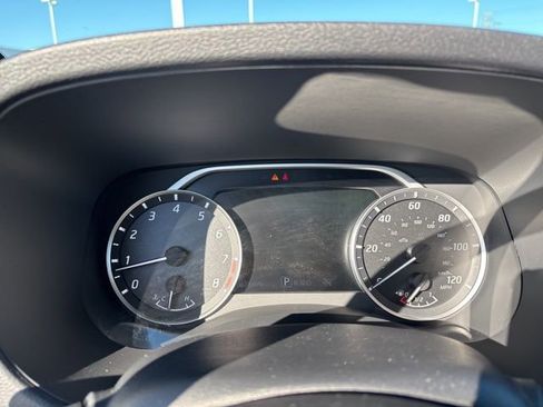 Certified 2024 Nissan Frontier SL image 14