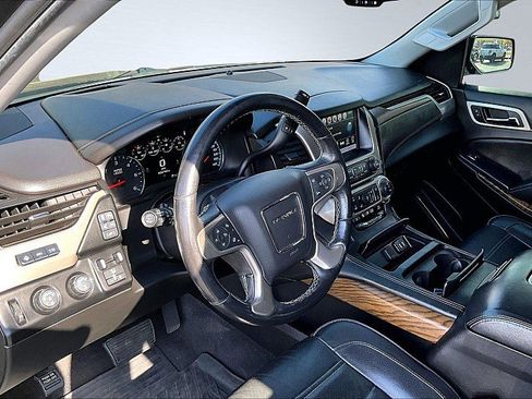 Used 2019 GMC Yukon XL Denali w/ Open Road Package image 13