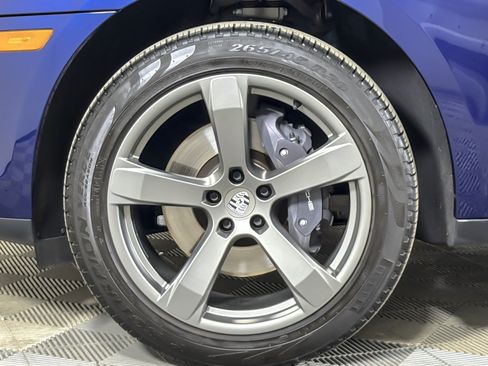 Used 2023 Porsche Macan AWD/4WD image 25