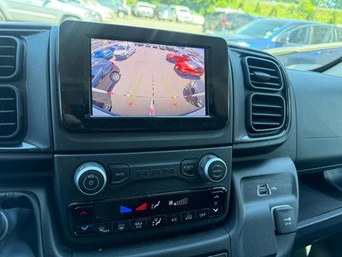 Used 2025 RAM ProMaster 2500 w/ U-Haul Equipment Group FWD image 24