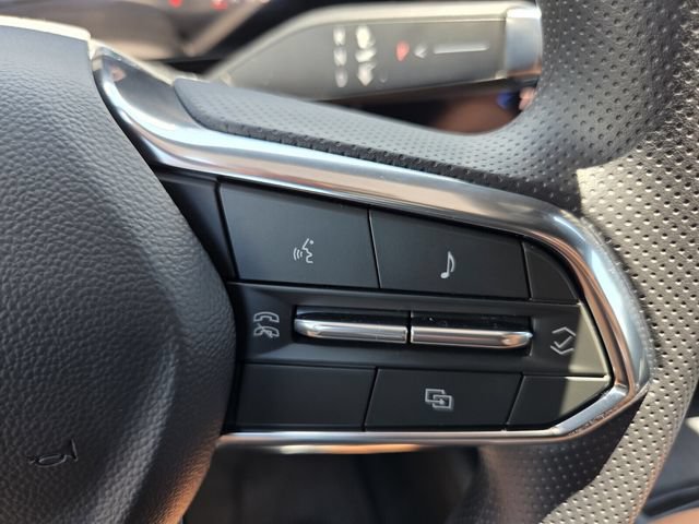 New 2026 Chevrolet Equinox EV LT FWD image 15