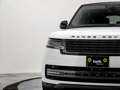 Used 2024 Land Rover Range Rover SE AWD/4WD image 29