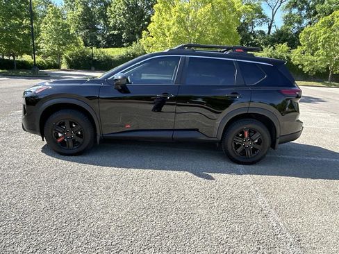 Certified 2026 Nissan Rogue SV w/ Rock Creek Premium Package AWD/4WD image 4