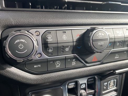 New 2026 Jeep Gladiator Willys image 26