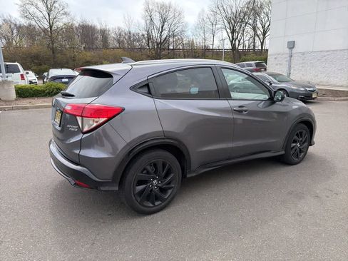 Used 2021 Honda HR-V Sport image 9