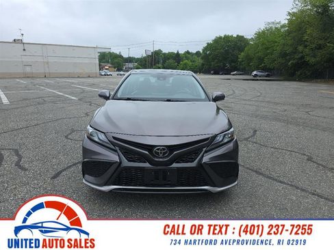 Used 2022 Toyota Camry XSE image 2