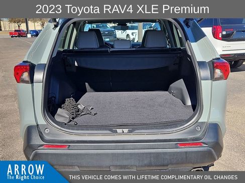 Used 2023 Toyota RAV4 XLE Premium image 18