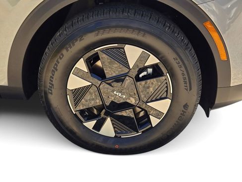 New 2026 Kia Sportage LX image 6