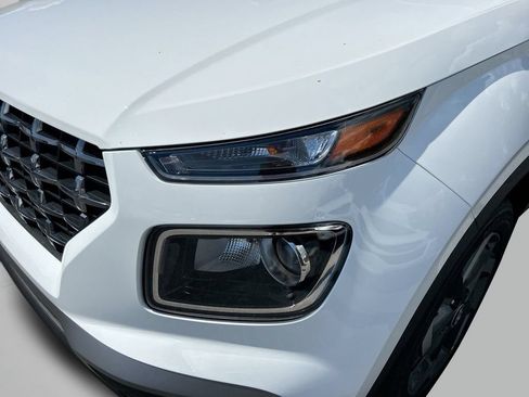 New 2026 Hyundai Venue SEL FWD image 13