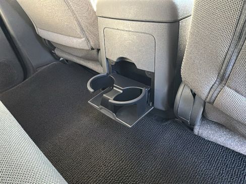 Certified 2019 Nissan Frontier SV image 26